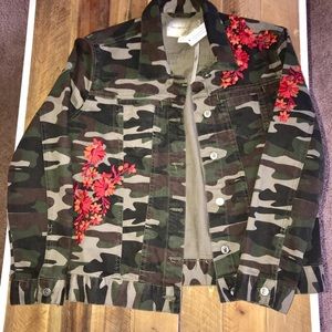 [SOLD] NWT Anthropologie Pilcro Camo Jacket